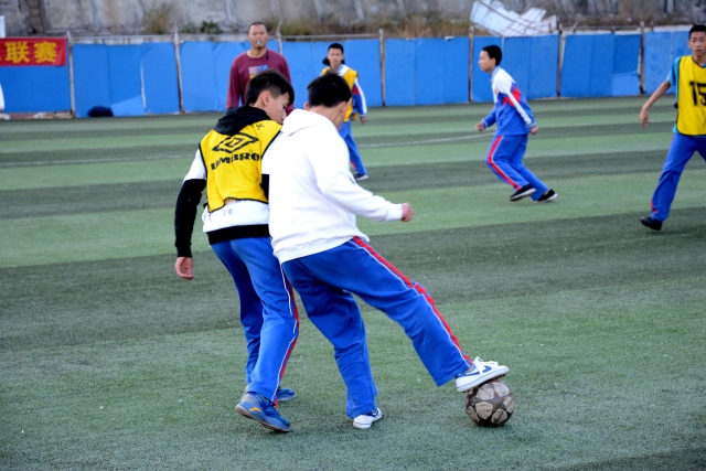 杨瀚森32+12青岛力克北控 卡巴21分江苏负深圳